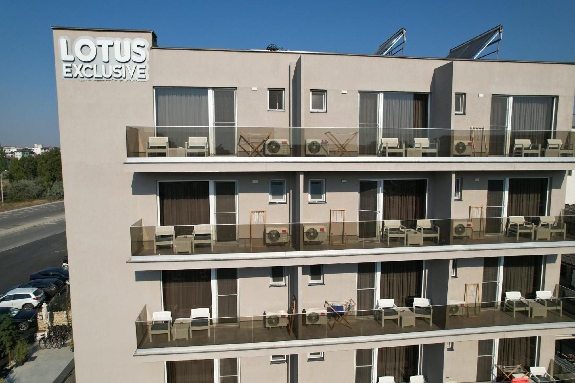 Lotus Exclusive Panzió Năvodari Kültér fotó